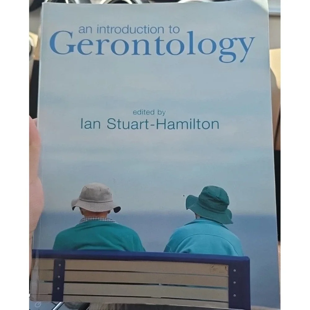 An Introduction to Gerontology Edited By Ian Stuart-Hamilton‎